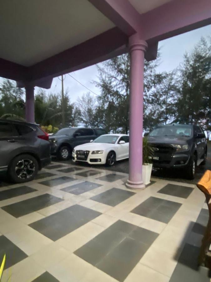 Paka Tamim Seaview Hotel Kültér fotó