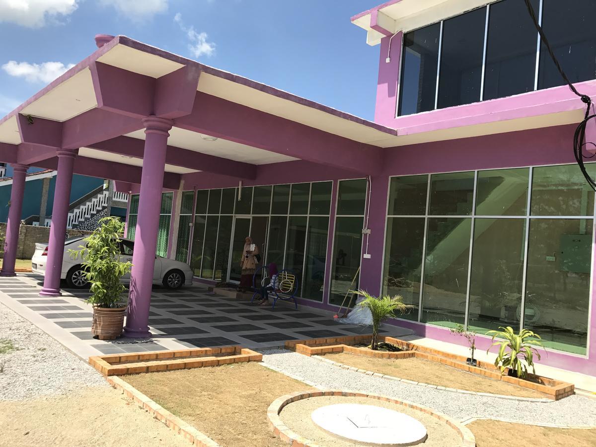Paka Tamim Seaview Hotel Kültér fotó